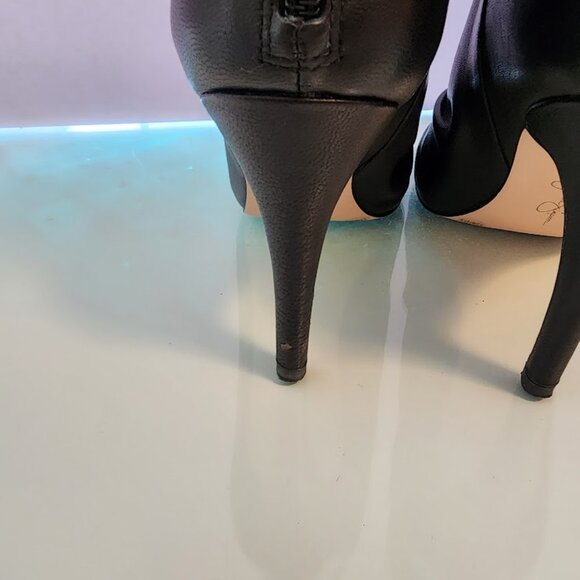 Jessica Simpson Black Leather Heeled Ankle Boots - Picture 5 of 7